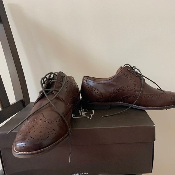 Florsheim Other - NIB Florsheim Marino Wing Tip Brown 8 1/2 D